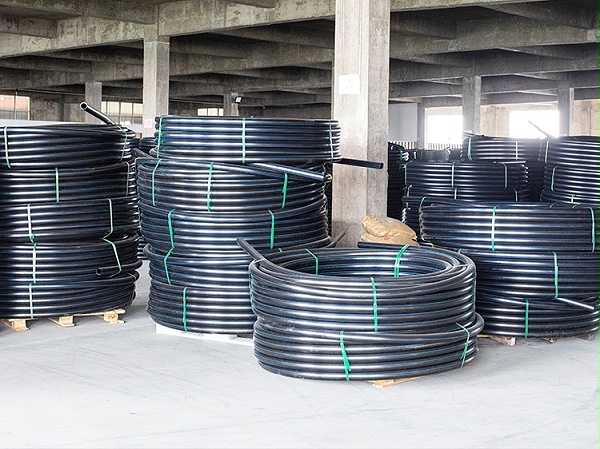 天行(中国)管业产品存放